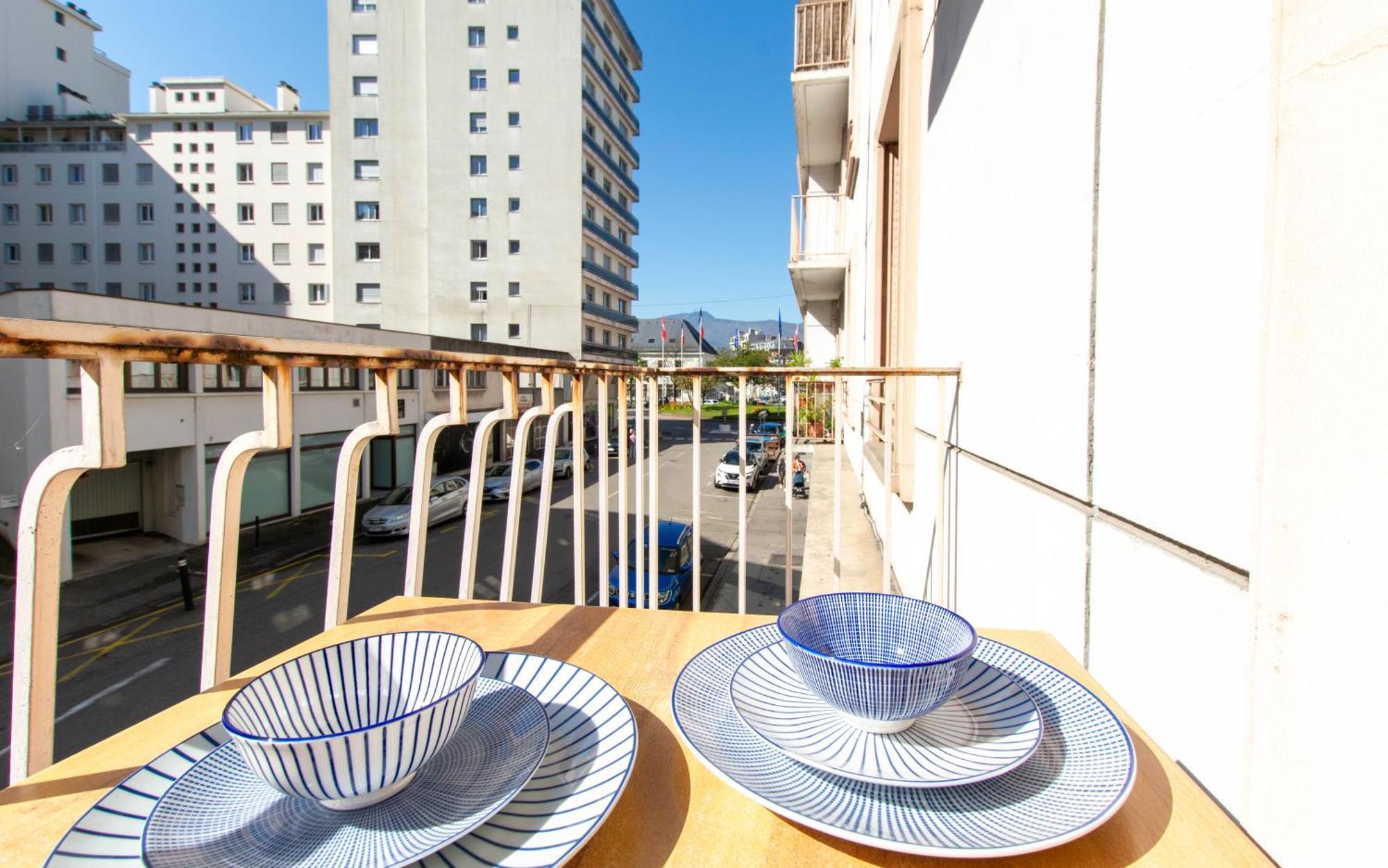Appartement T3 Gare De Chambery Centre Ville Chambéry Exterior foto